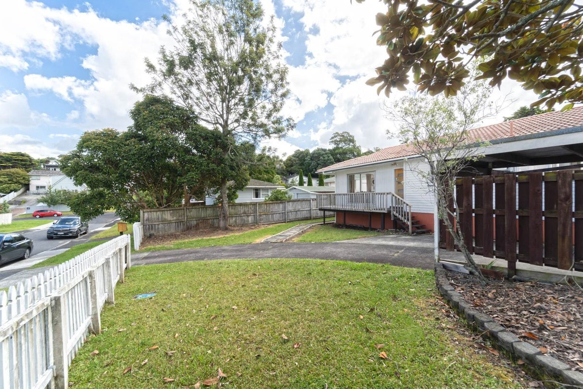 4 Datura Place, Sunnynook, Auckland - Carousel 23