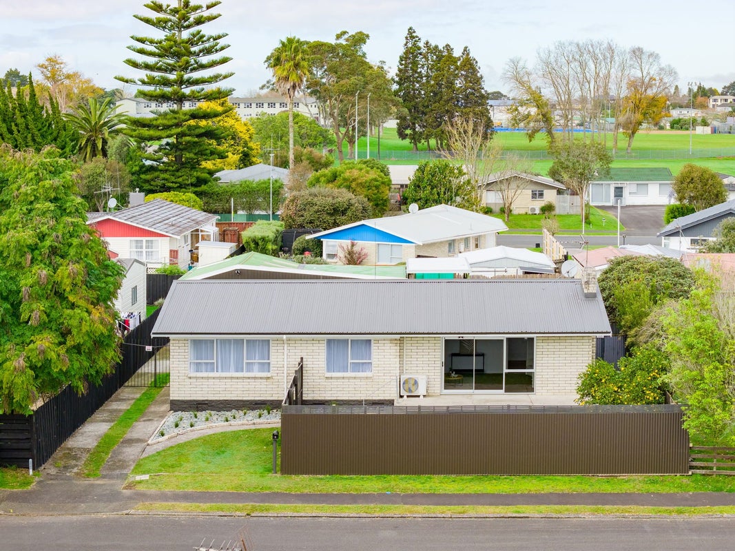 3 Arkle Place, Nawton, Hamilton - Carousel 1