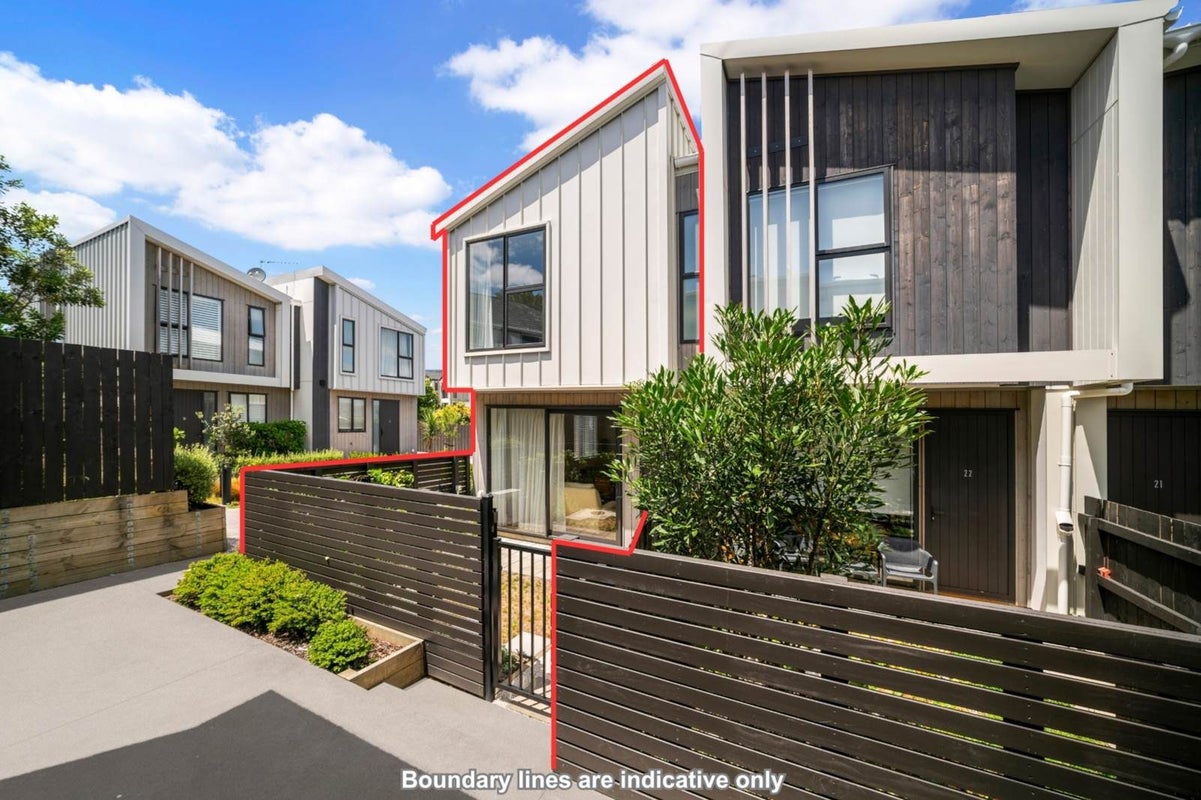 29/82 East Coast Road, Milford, Auckland - Carousel 22