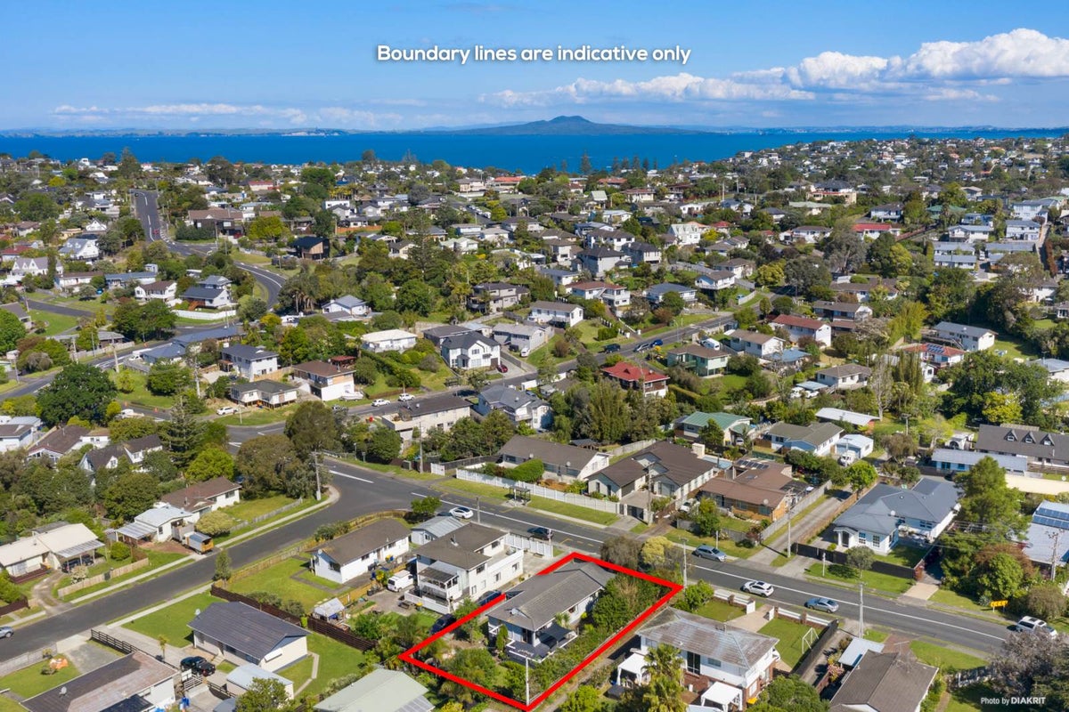 67 Glenvar Road, Torbay, Auckland - Carousel 1