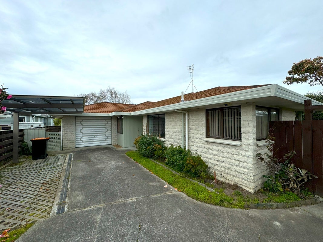 100A Maxwells Line, Awapuni, Palmerston North - Carousel 1