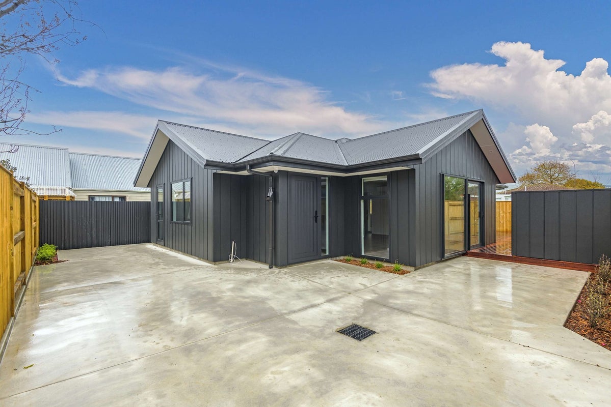 4A Viscount Place, West End, Palmerston North - Carousel 1