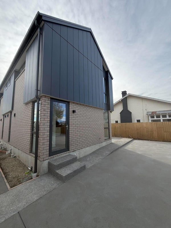 11 Manning Place, Woolston, Christchurch - Carousel 2