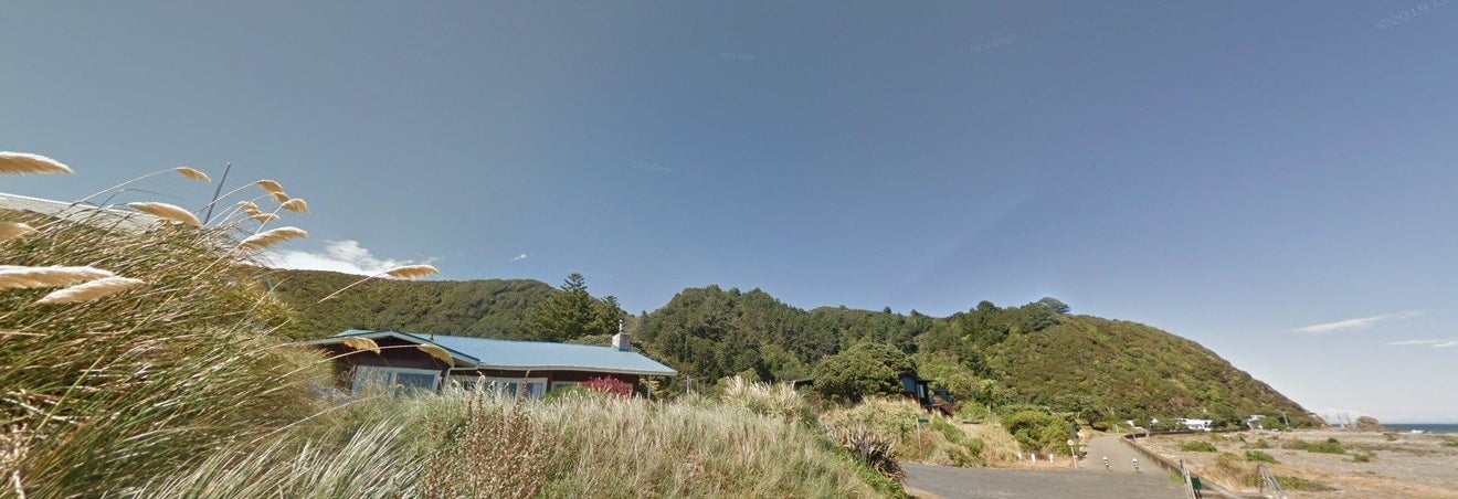 1 Nikau Street, Eastbourne, Lower Hutt - Carousel 2
