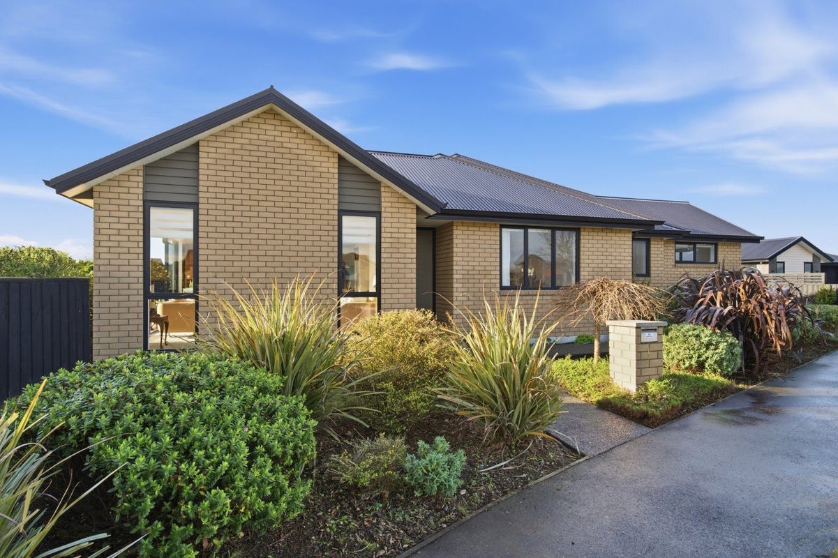 1 Valour Lane, Halswell, Christchurch - Carousel 1