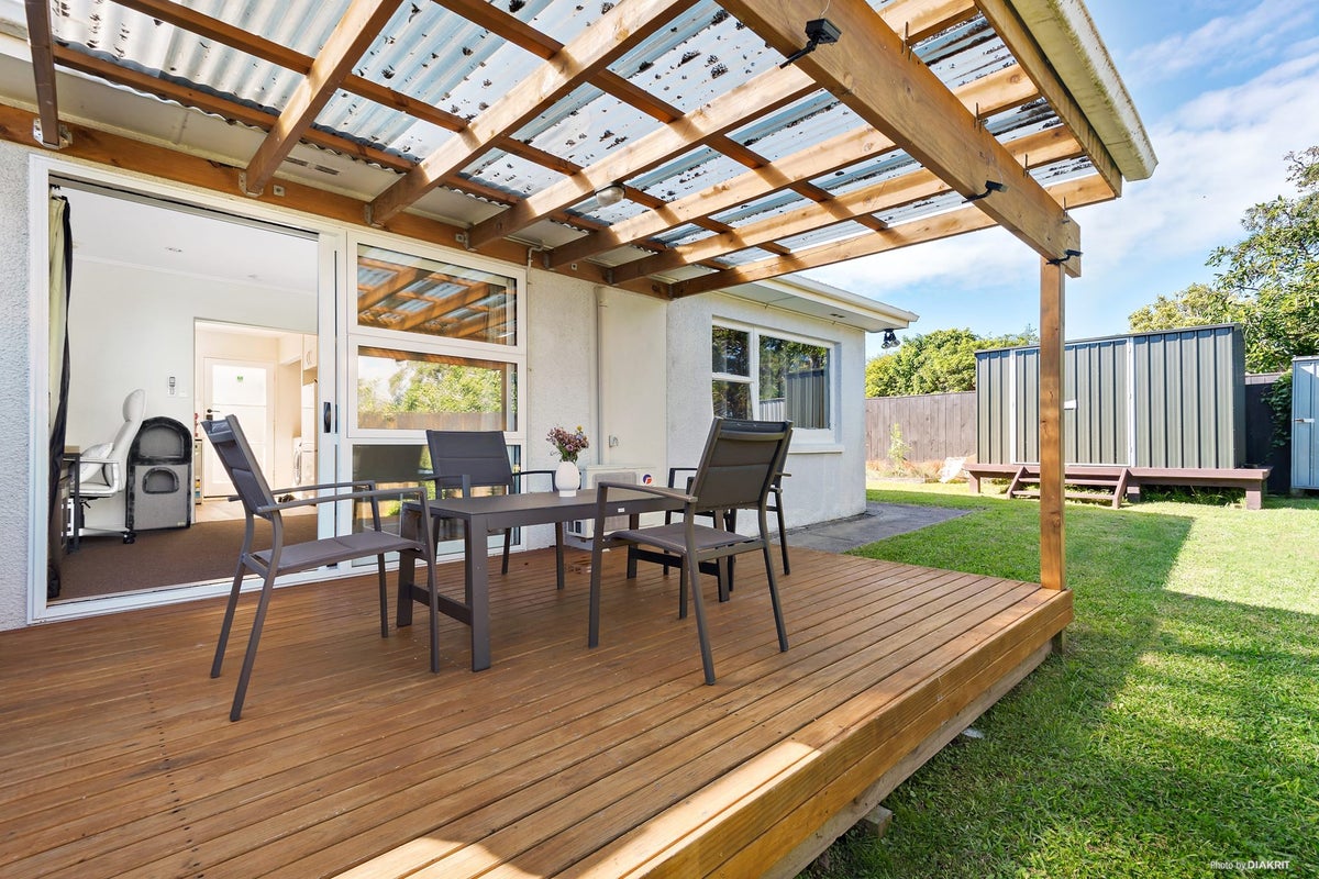 4/27 Margan Avenue, New Lynn, Auckland - Carousel 2