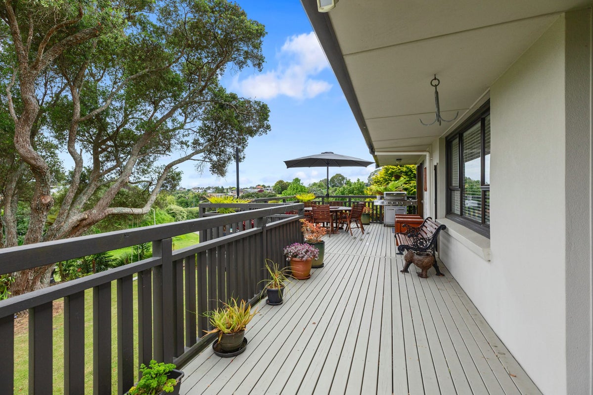 1 Tamahika Street, Hairini, Tauranga - Carousel 1