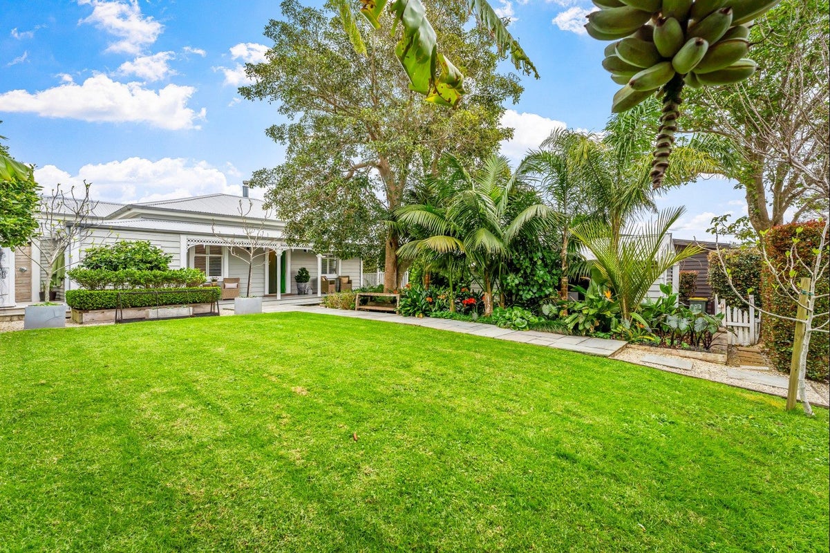 34 Green Road, Warkworth - Carousel 1