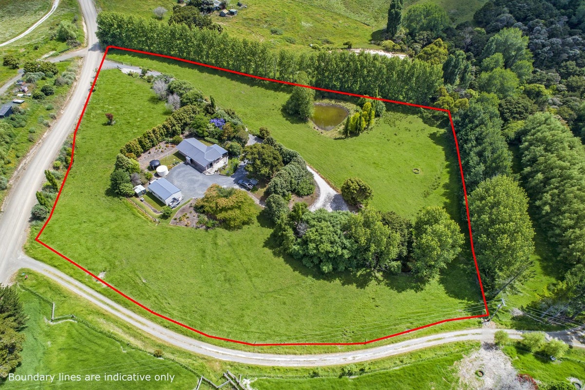 27 Petley Road, Paparoa - Carousel 2