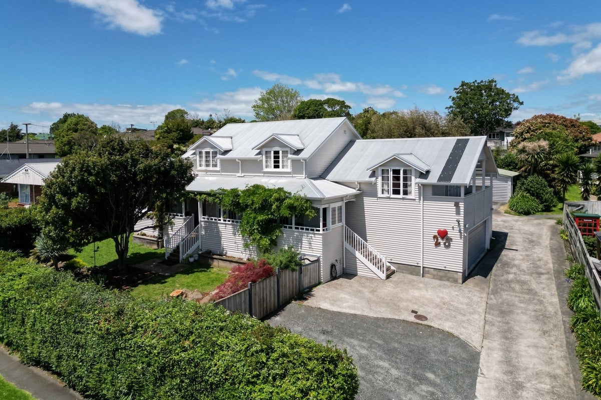 25 Queens Avenue, Frankton, Hamilton - Carousel 1