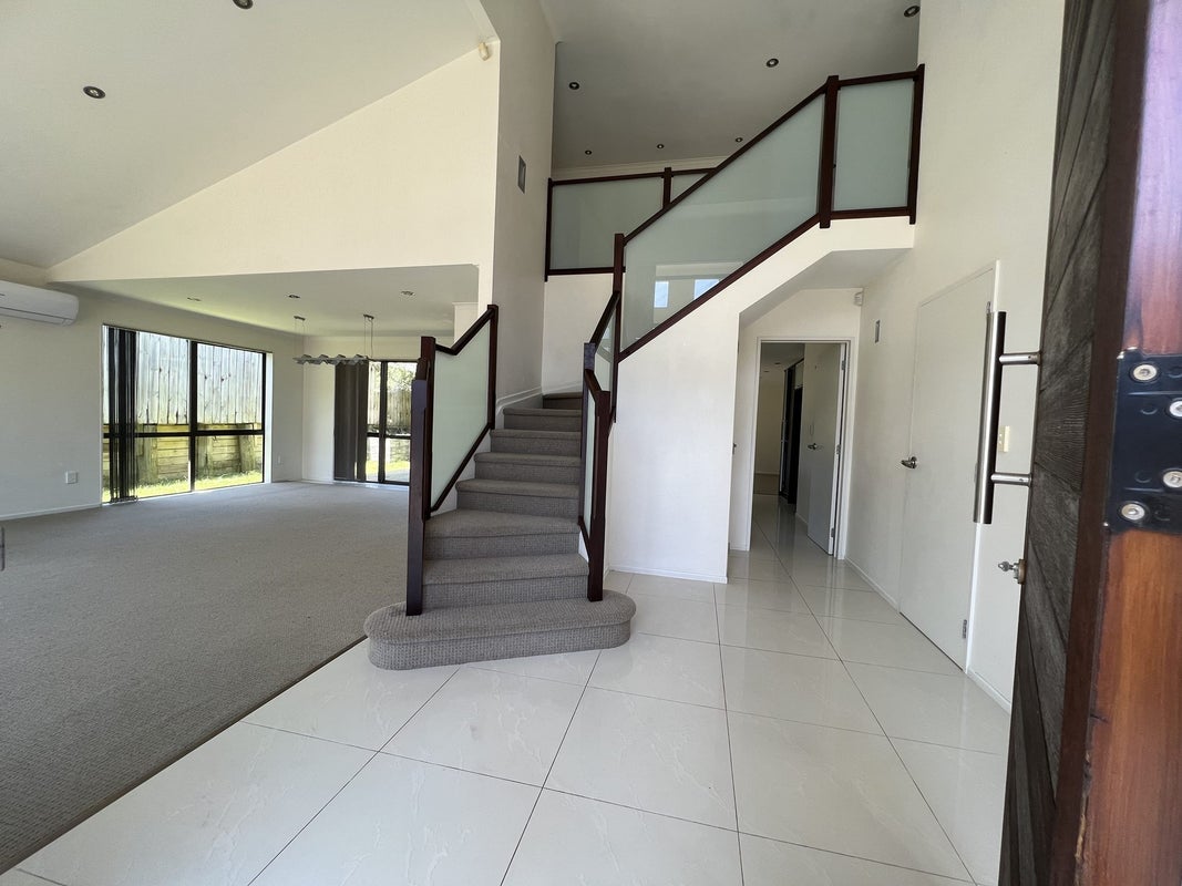 5 Warren Way, Flat Bush, Auckland - Carousel 2