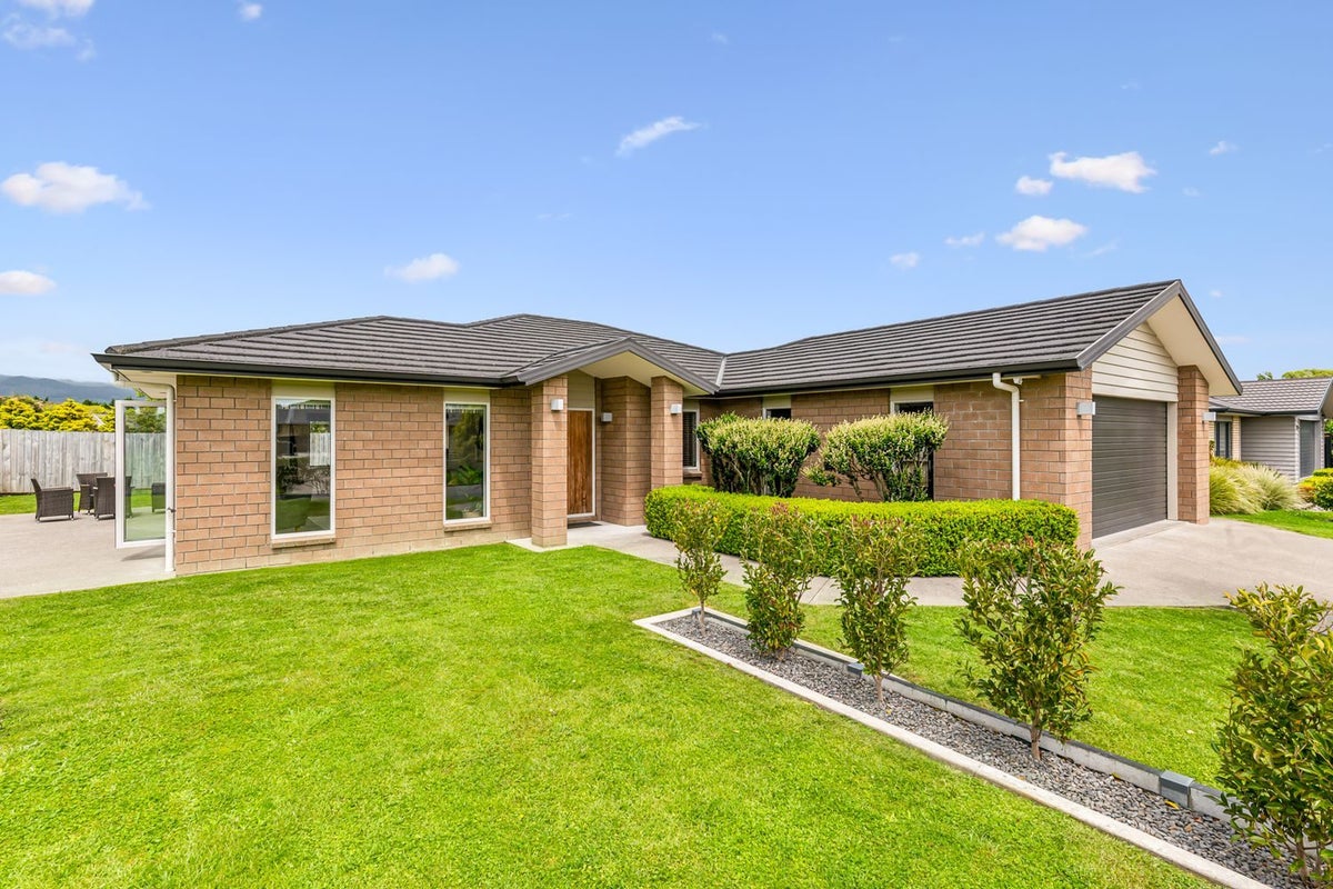 3 Moy Place, Otaki - Carousel 2