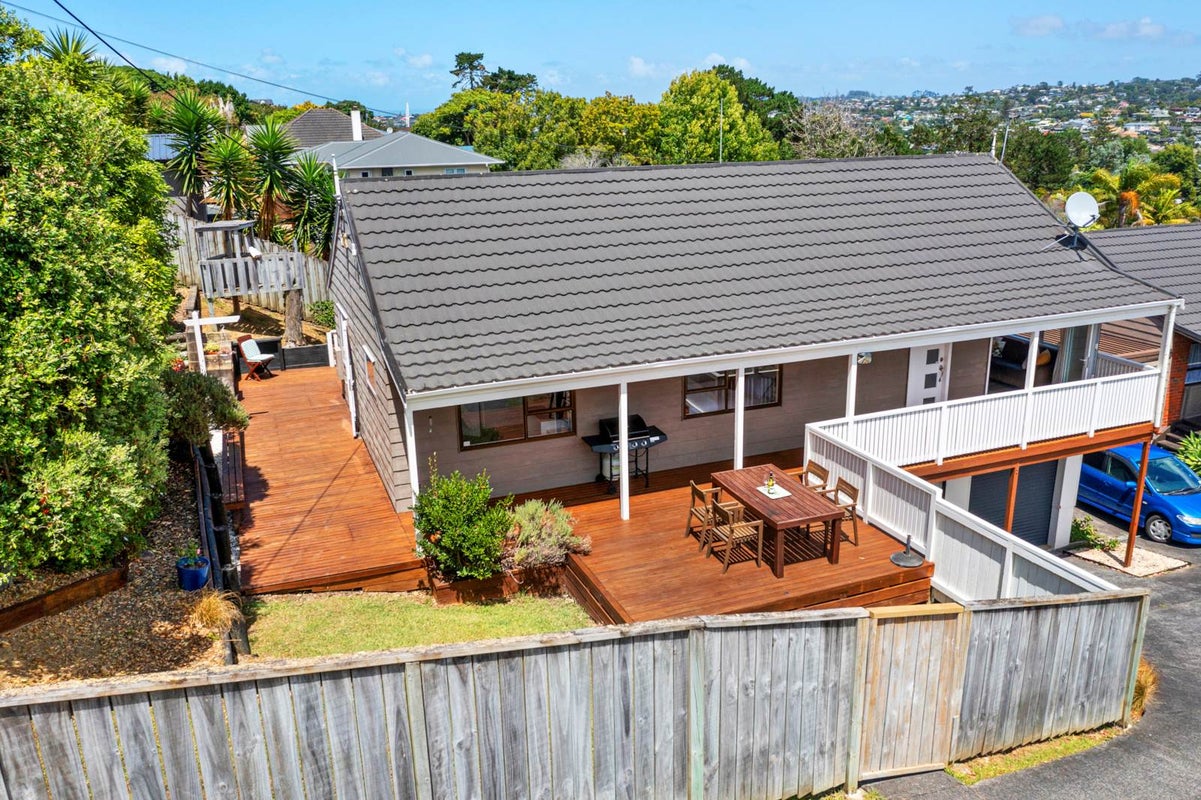1/50 Carlisle Road, Browns Bay, Auckland - Carousel 2