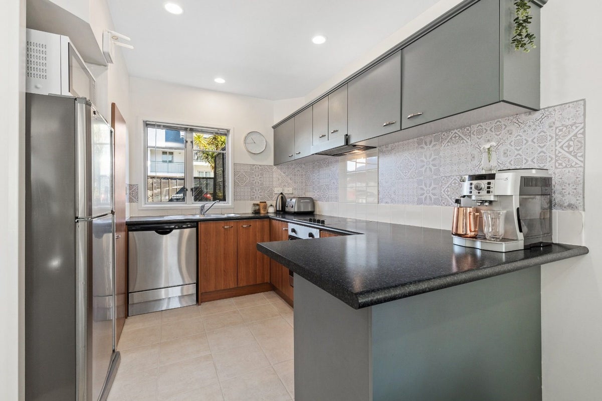 69 Winery Way, Henderson, Auckland - Carousel 2