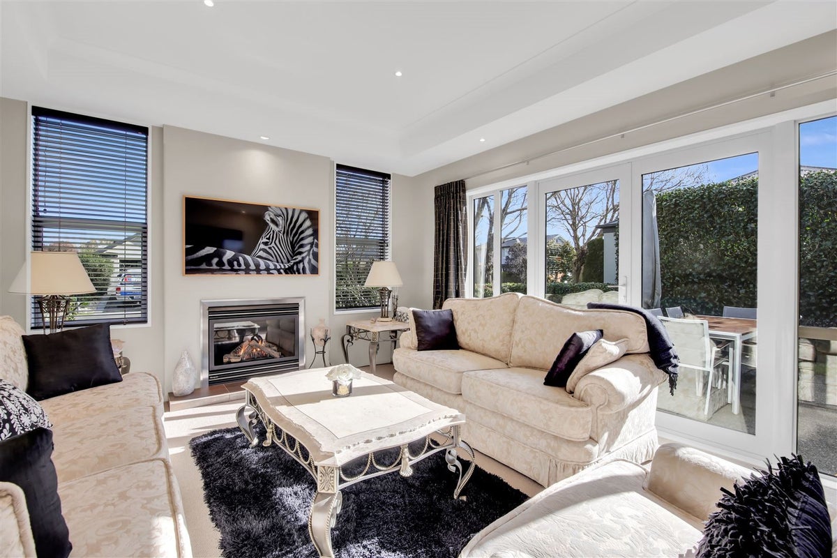 14 Brookfield Drive, Northwood, Christchurch - Carousel 2