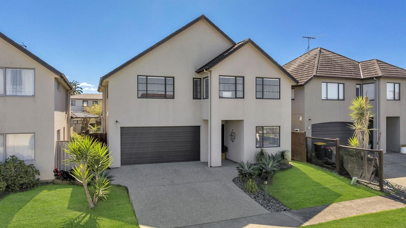 14 Heidi Crescent, Flat Bush, Auckland - Carousel 2