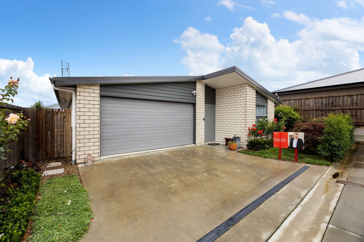 56 Benjamin Avenue, Rototuna North, Hamilton - Carousel 1