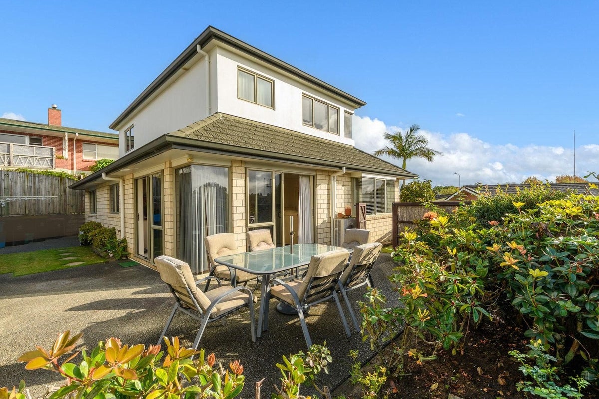 13A Chevron Drive, Bellevue, Tauranga - Carousel 1