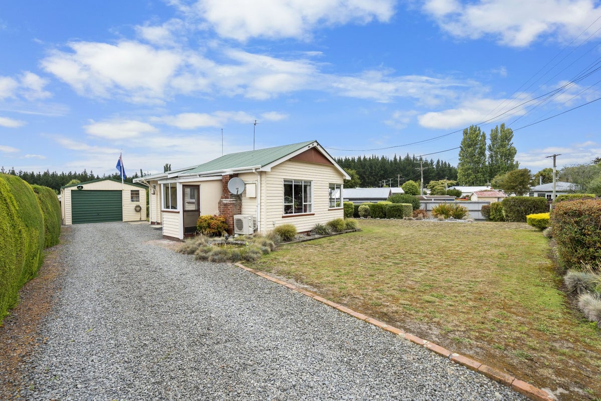 156 Riverlea Estate Drive, Kainga, Christchurch - Carousel 1