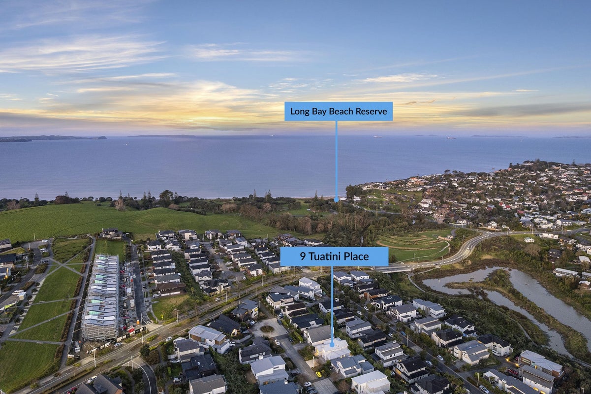 9 Tuatini Place, Long Bay, Auckland - Carousel 2