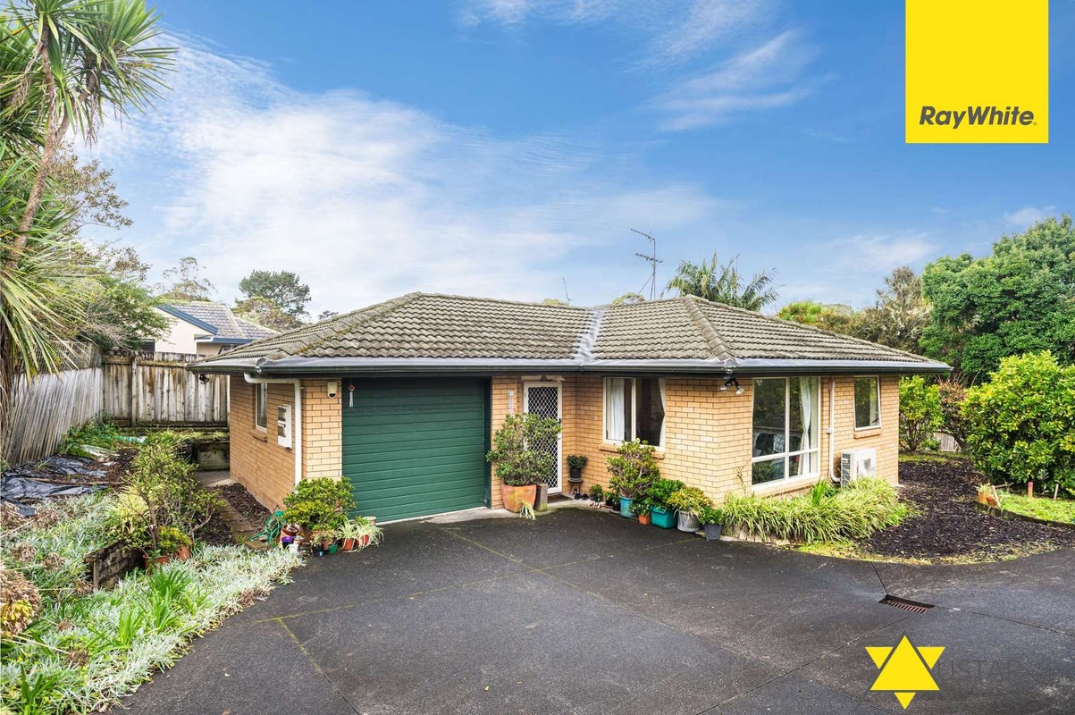 46 Milan Drive, Glen Eden, Auckland - Carousel 1