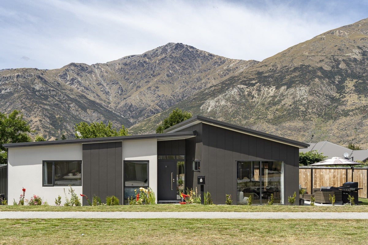 8 Erskine Street, Lake Hayes, Queenstown - Carousel 2