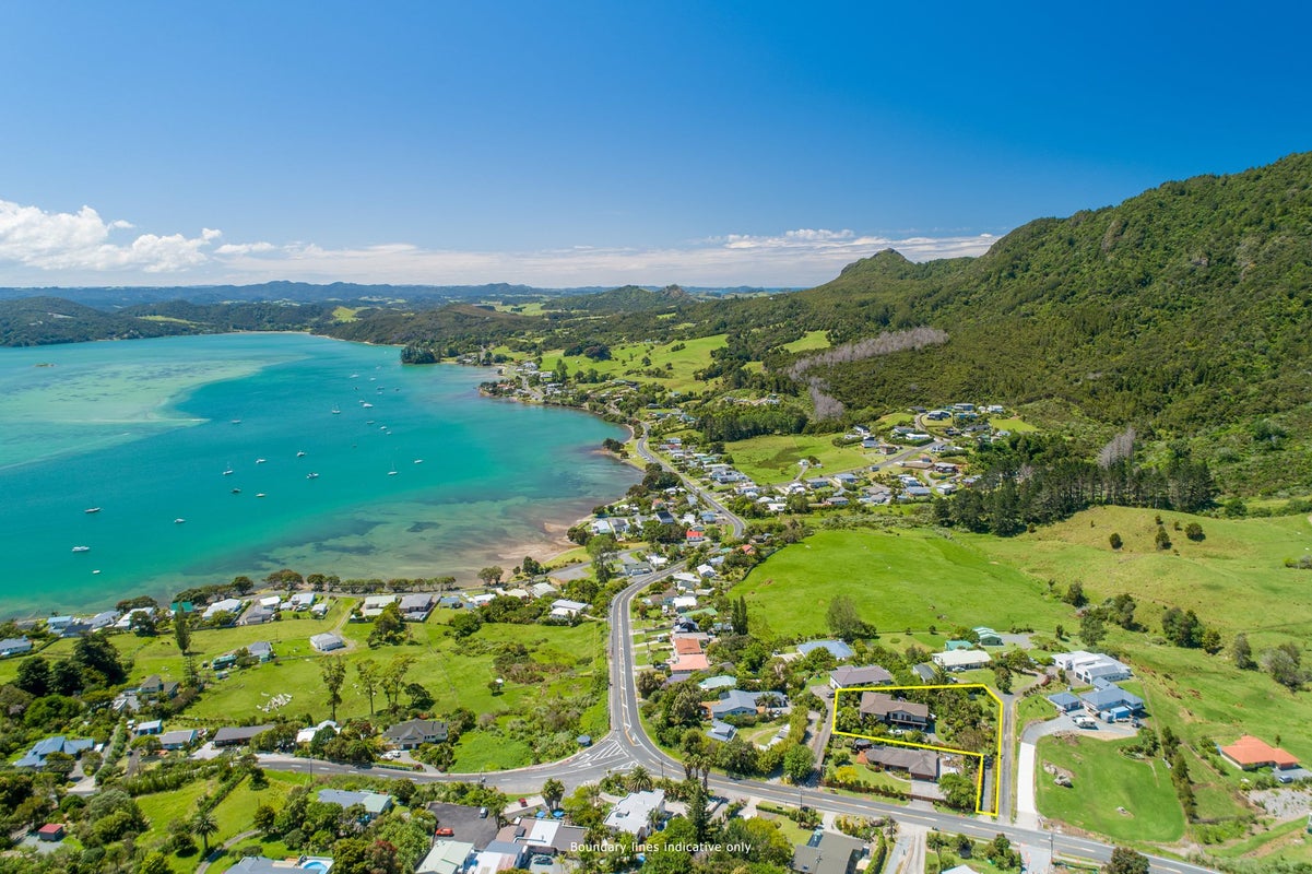 2115A Whangarei Heads Road, Whangarei - Carousel 1
