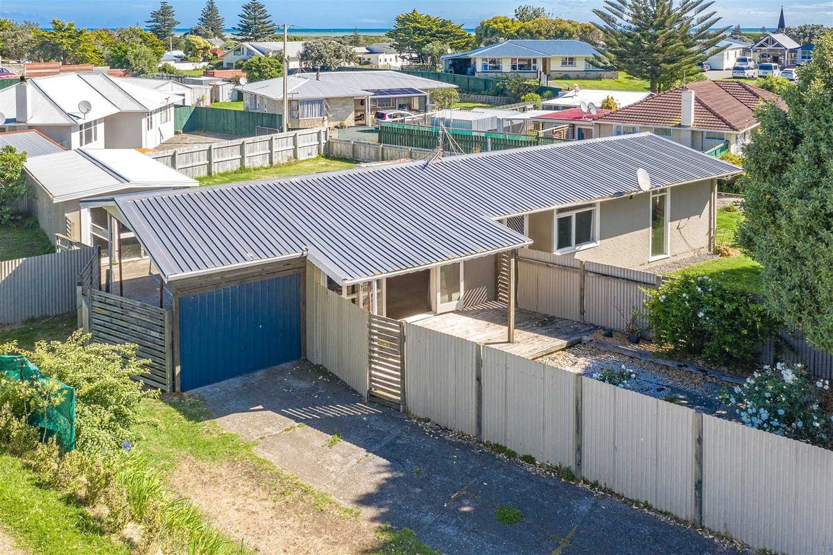 44 Manuka Street, Castlecliff, Whanganui - Carousel 2