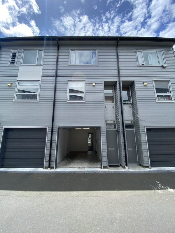 52J Ronayne Street, Parnell, Auckland - Carousel 1