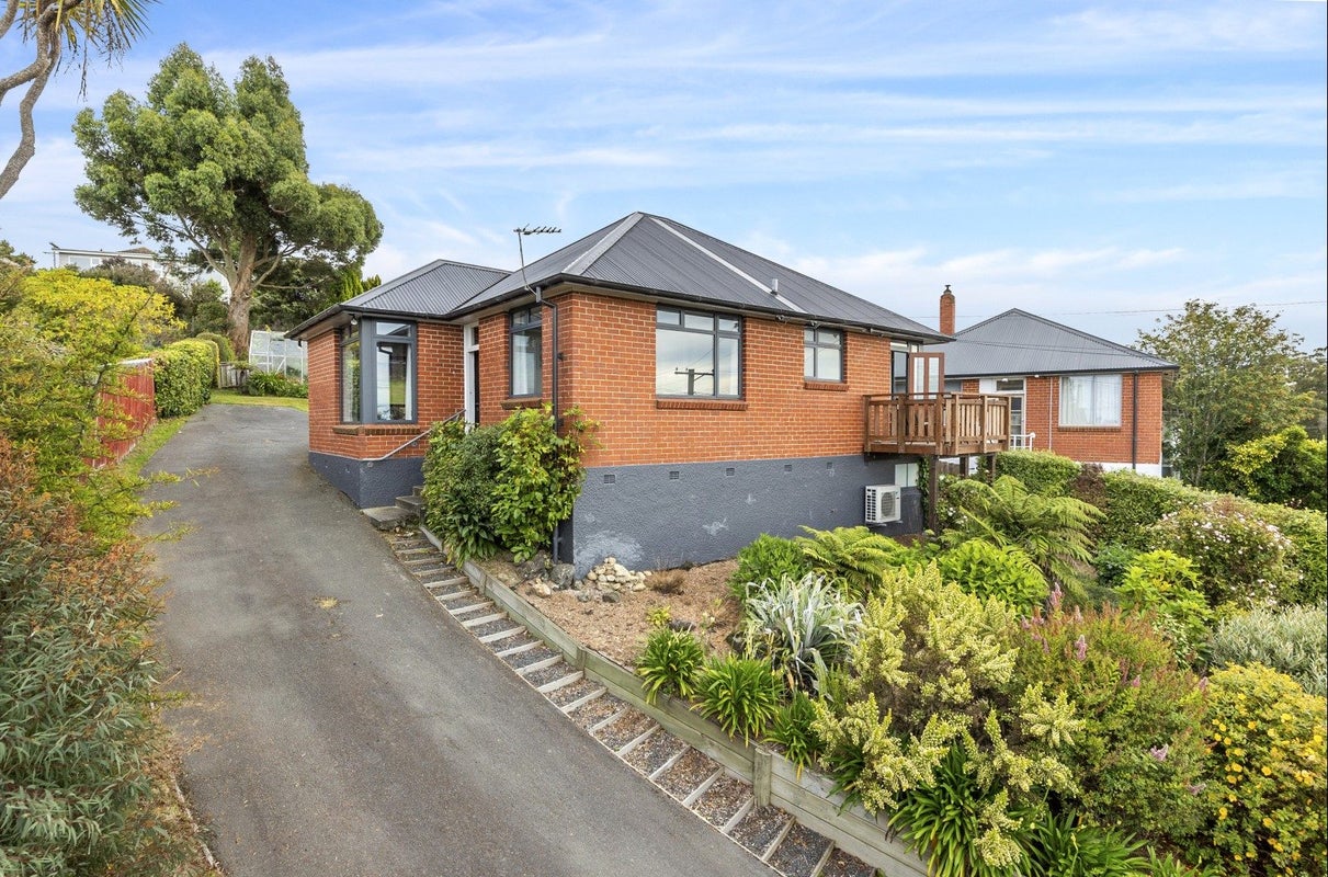 70 Cockerell Street, Brockville, Dunedin - Carousel 1