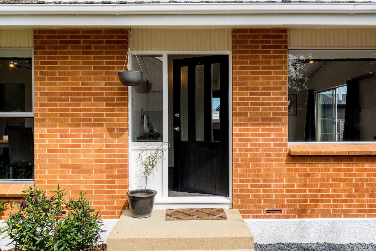 21 Severn Street, Mosgiel, Mosgiel - Carousel 2