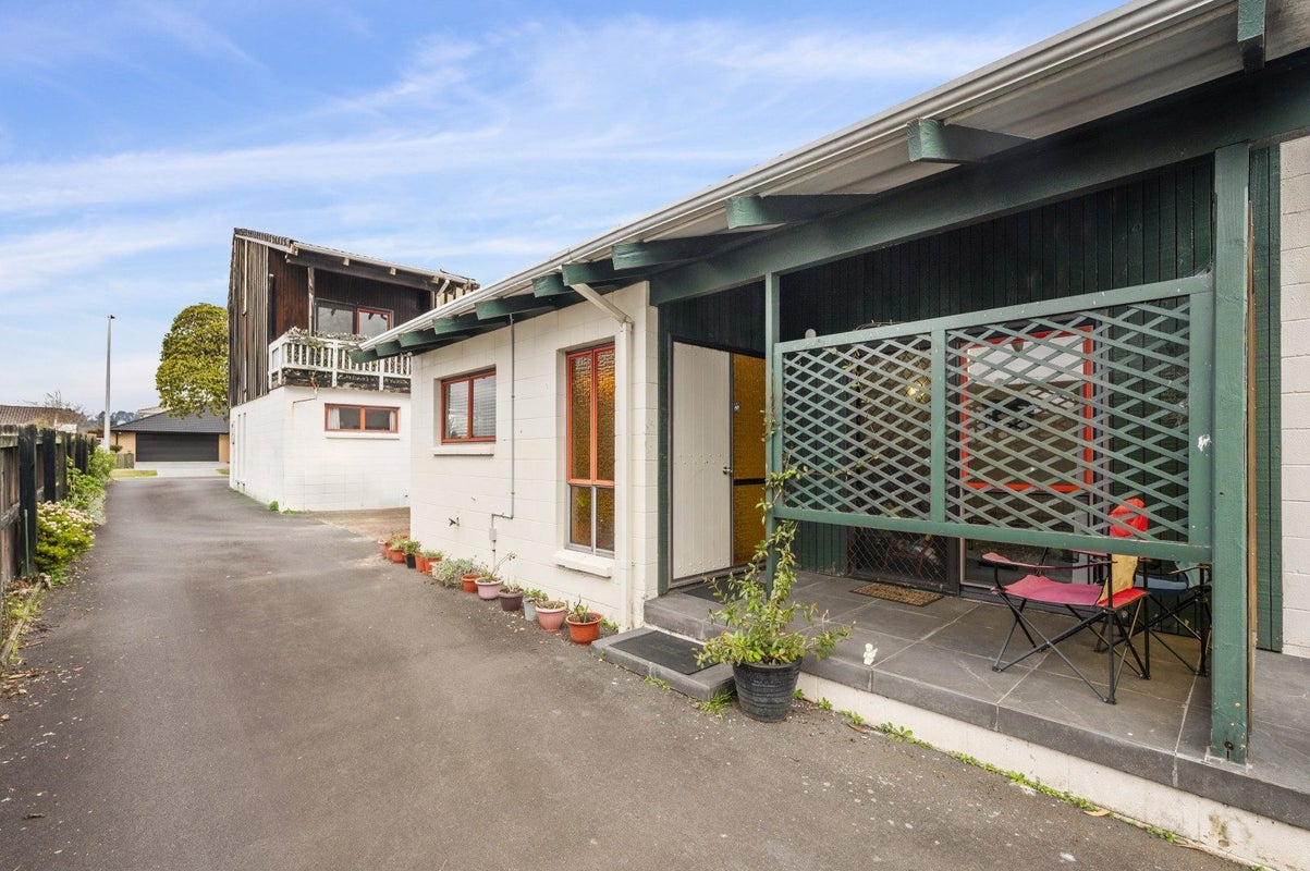 25A Grey Street, Glenholme, Rotorua - Carousel 2