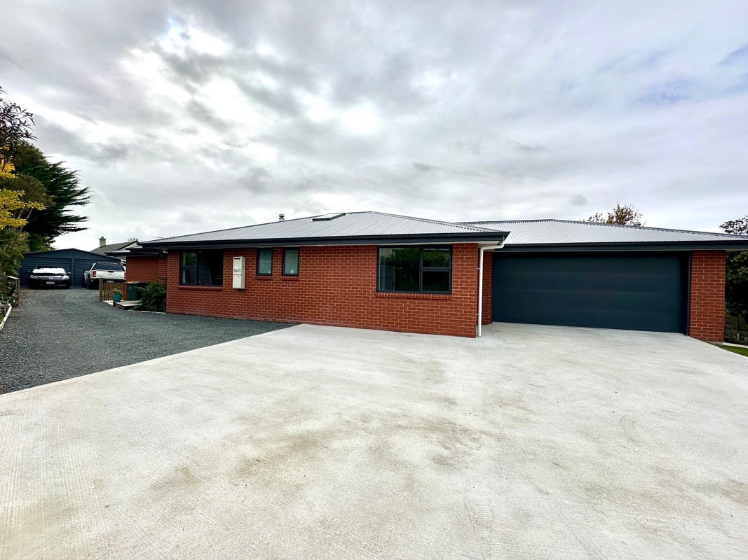 214 Clyde Street, Balclutha - Carousel 1