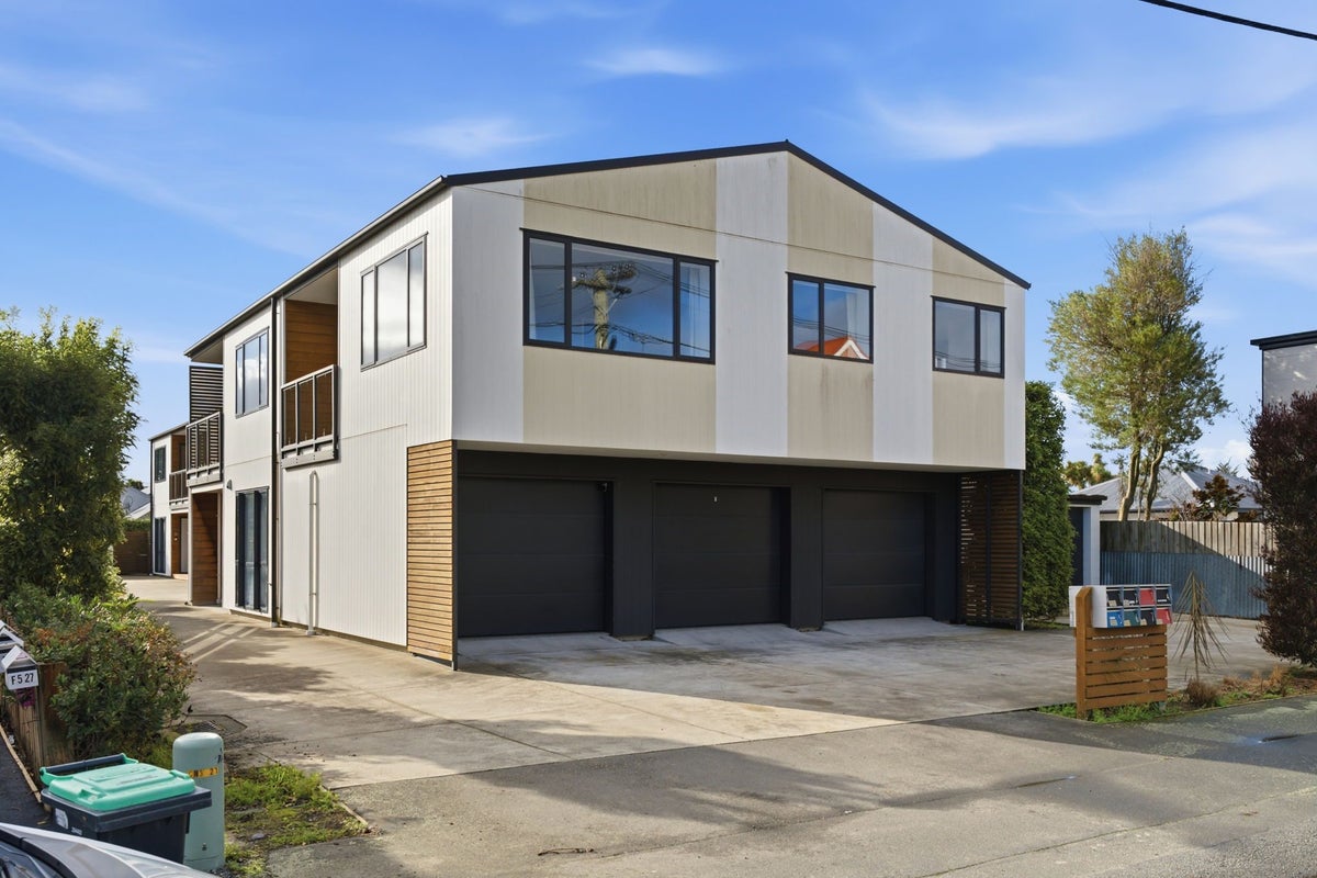 4/31 Buffon Street, Waltham, Christchurch City, Canterbury - Carousel 1