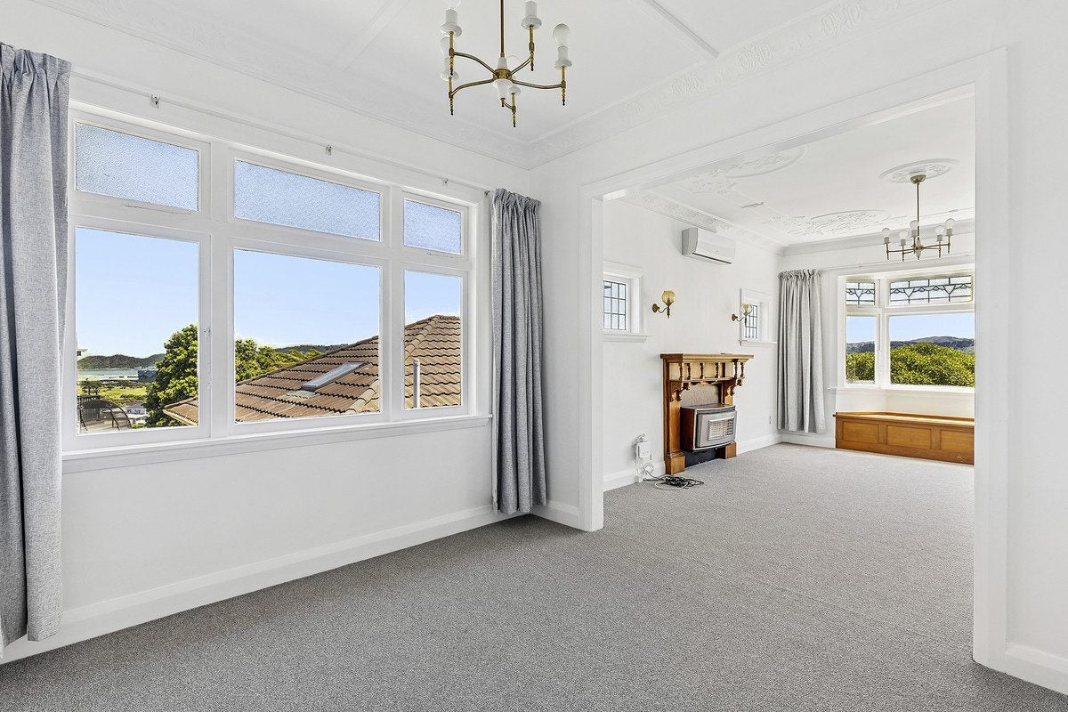 52 Wilberforce Street, Miramar, Wellington - Carousel 2