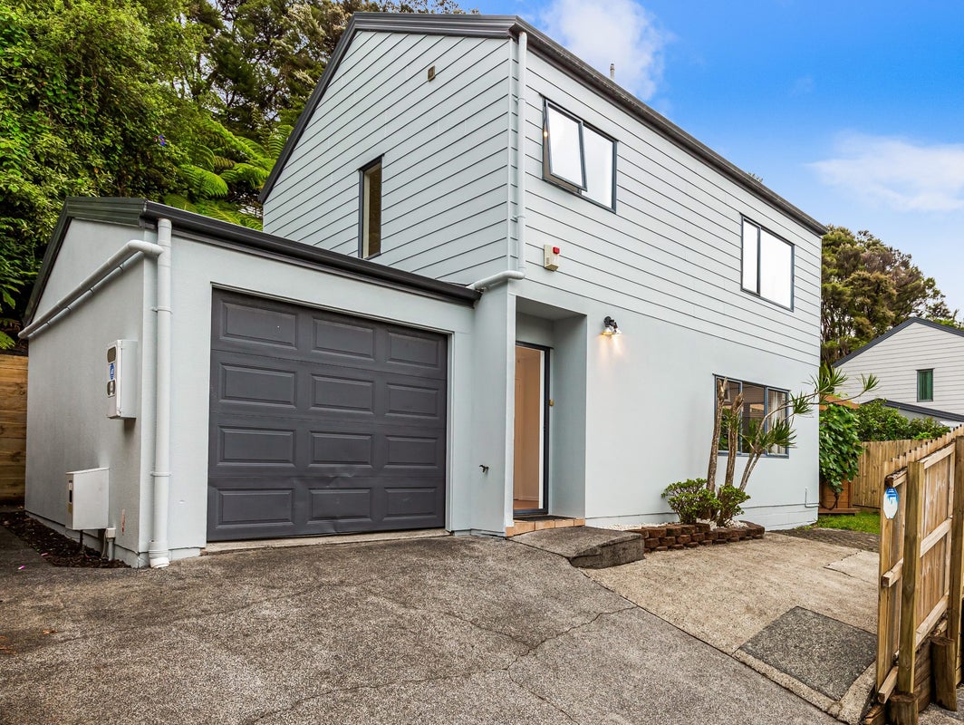 9B View Road, Glenfield, Auckland - Carousel 1