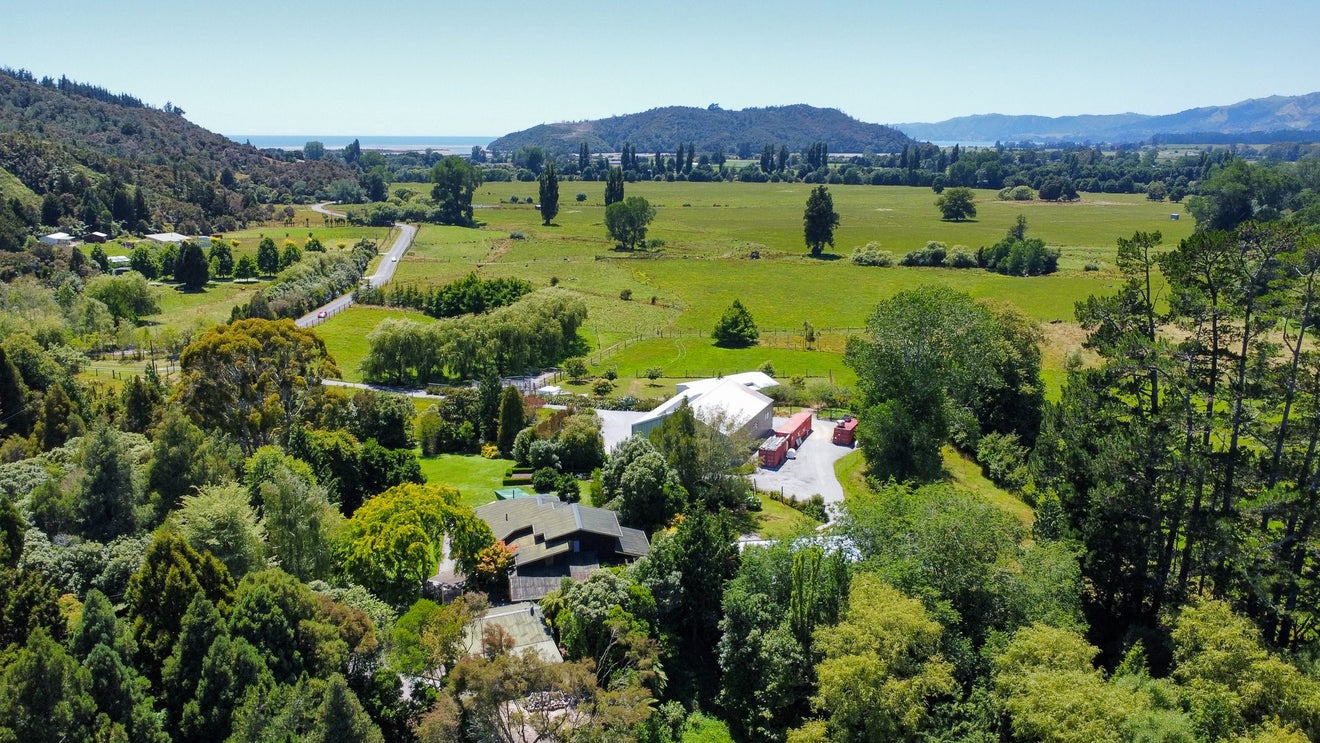 147 Pupu Valley Road, Takaka - Carousel 1