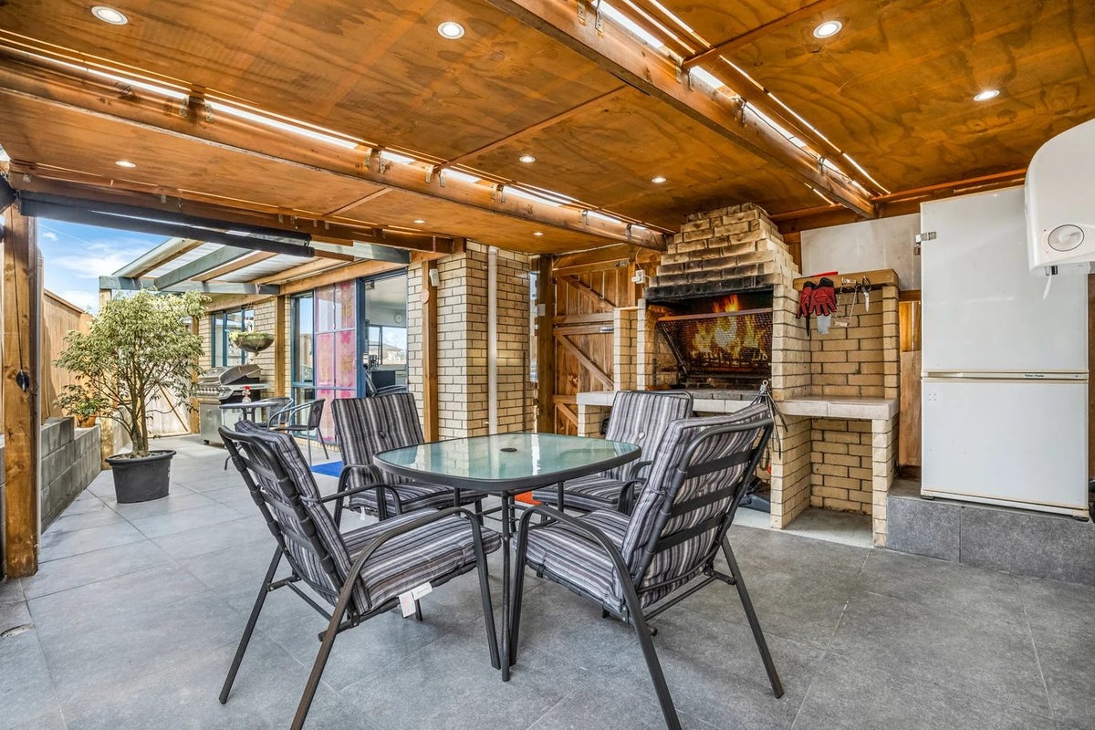 30A Saralee Drive, Manurewa, Auckland - Carousel 10