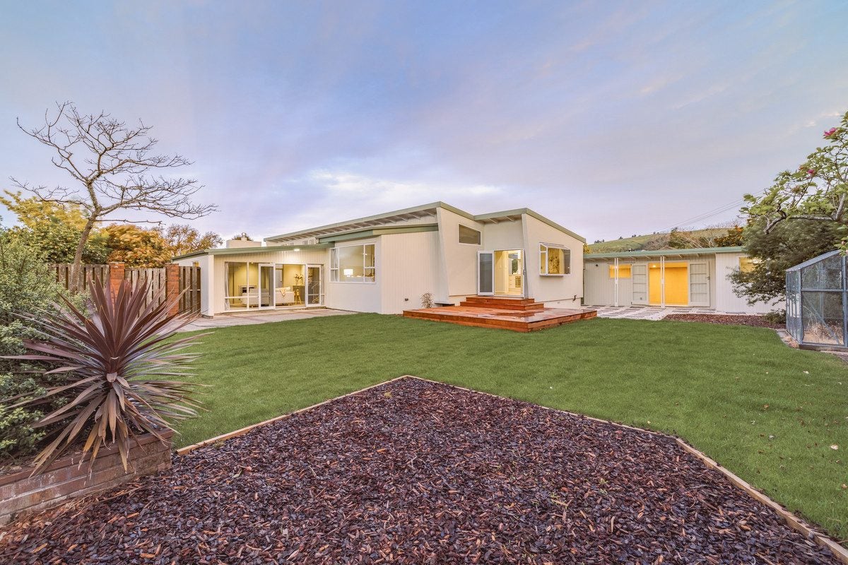 20 Derrett Place, Saint Martins, Christchurch - Carousel 1