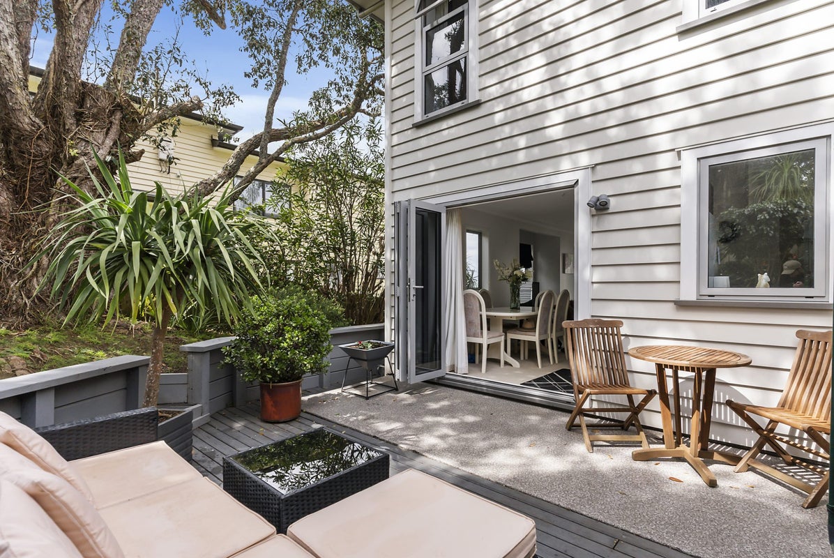 12/13 Kaihu Street, Northcote, Auckland - Carousel 1
