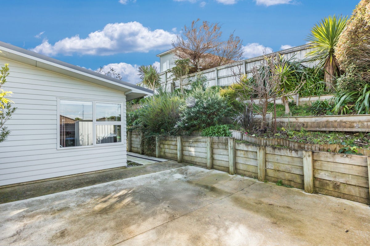62 Aotea Drive, Aotea, Porirua - Carousel 21