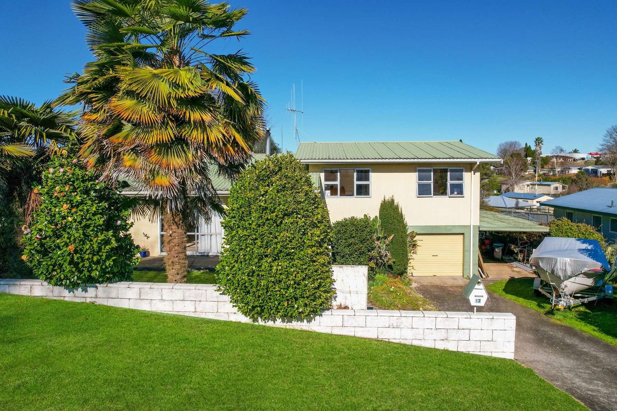 17 Galloway Street, Kihikihi, Te Awamutu - Carousel 2
