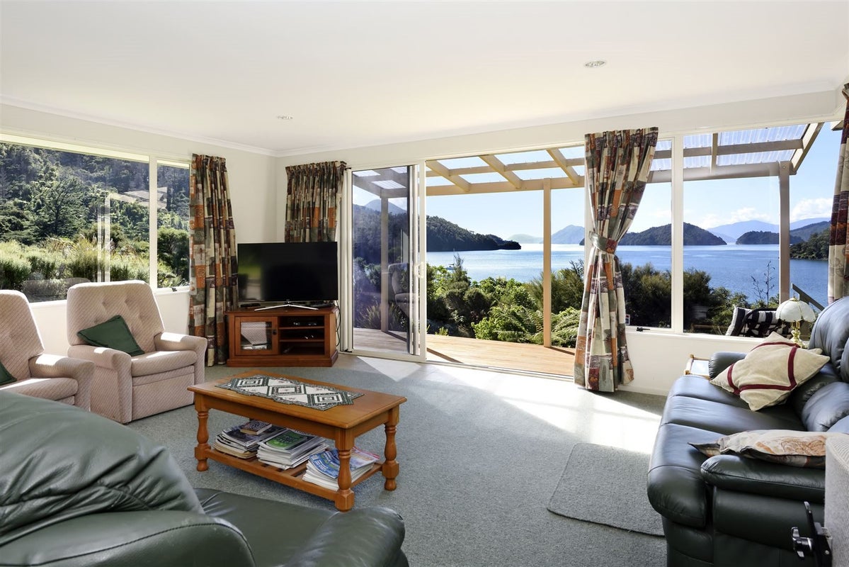 166 Elaine Bay Road, Elaine Bay, Marlborough Sounds - Carousel 1