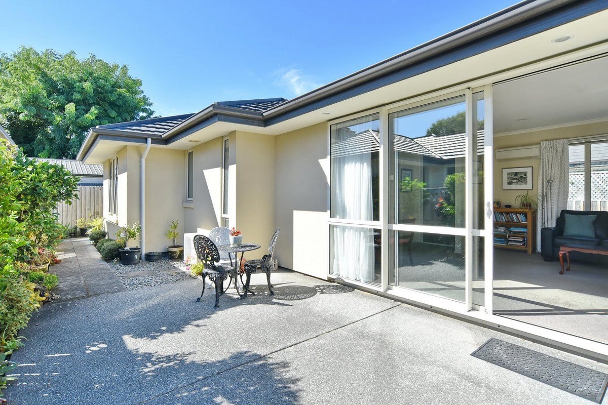 2/93 Opawa Road, Opawa, Christchurch - Carousel 1