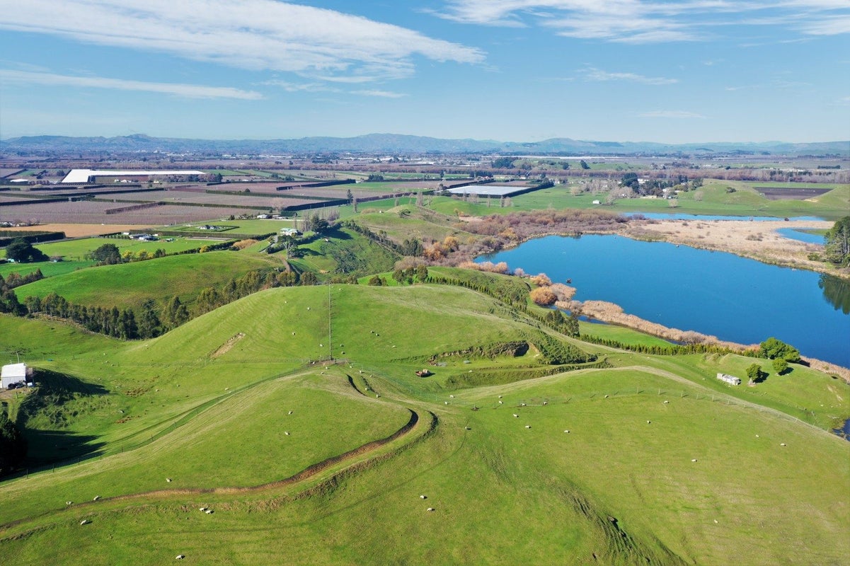 69B Pirau Road, Fernhill, Napier - Carousel 1