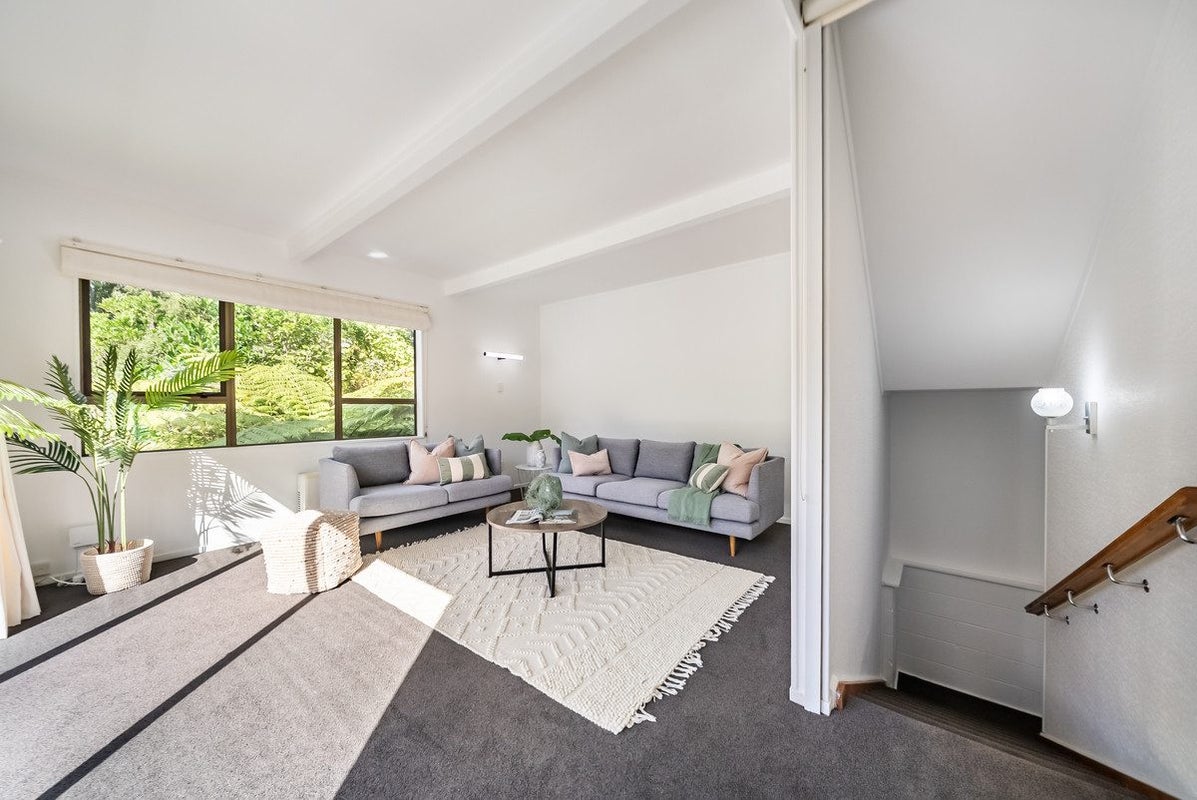 11 Park Road, Belmont, Lower Hutt, Wellington - Carousel 2