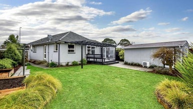 165 Kendal Avenue, Burnside, Christchurch - Carousel 1
