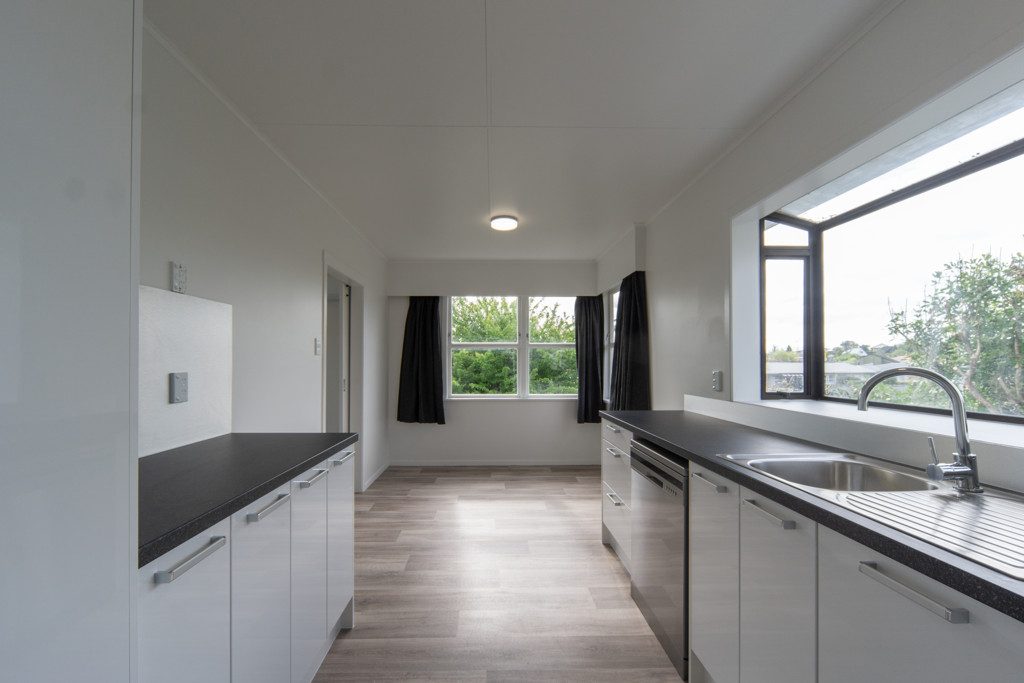 22 Poaka Avenue, Dinsdale, Hamilton - Carousel 1