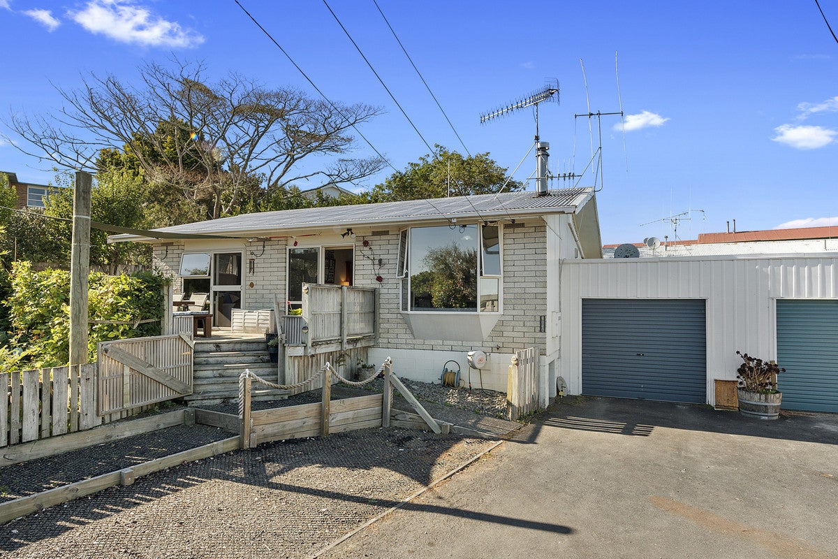 101A Tawa Street, Melville, Hamilton - Carousel 1