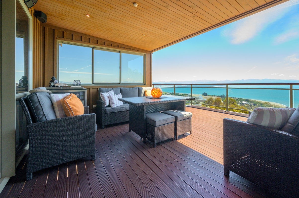 278 Princes Drive, Britannia Heights, Nelson - Carousel 1